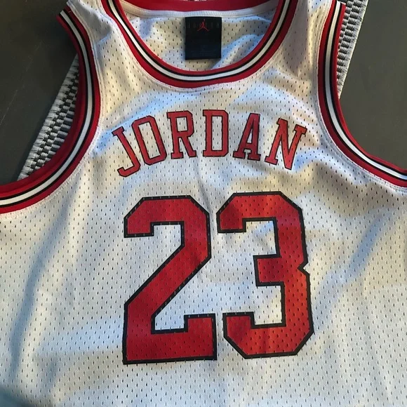 Jordan Women's White and Red Tank Top small - Picture 2 of 4